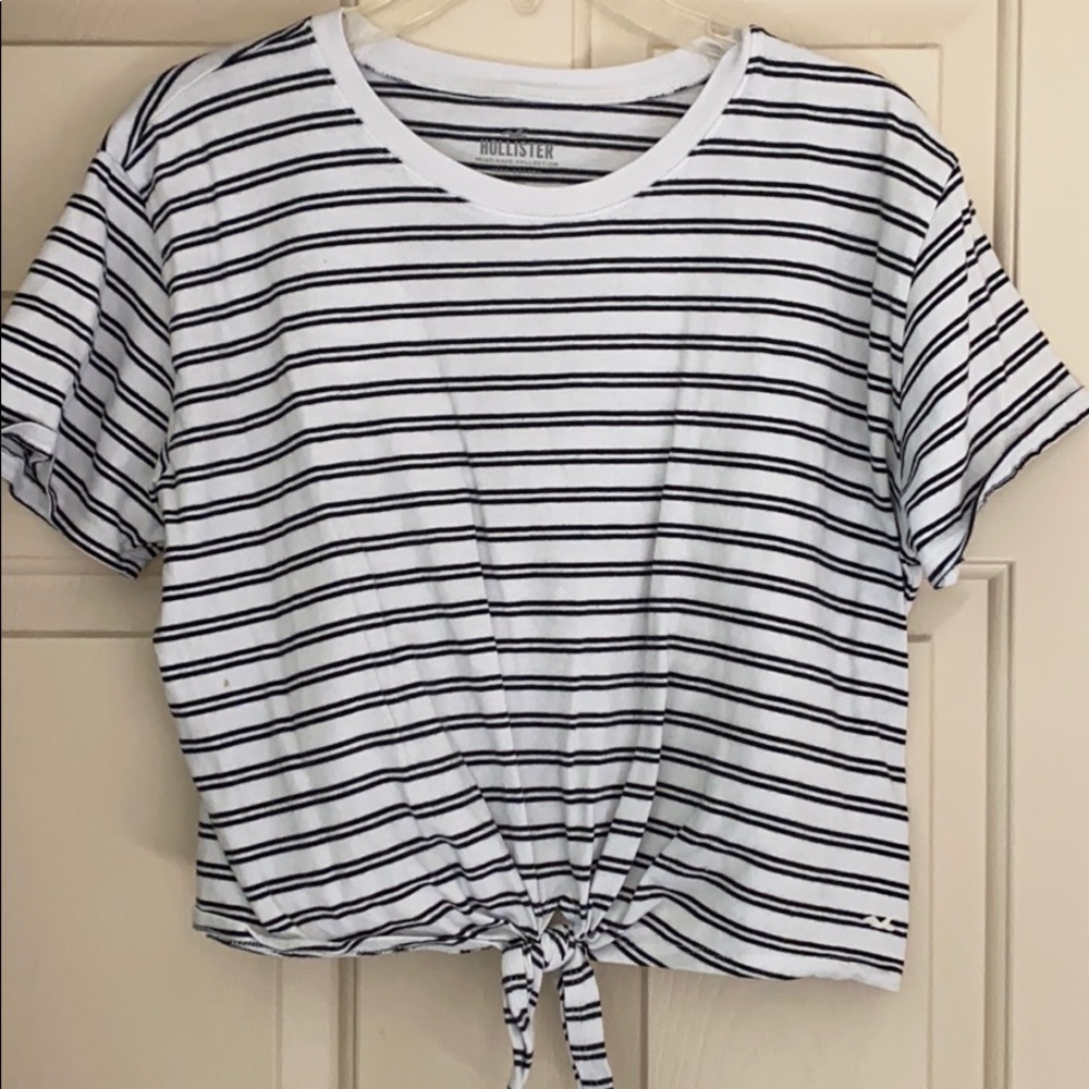 Hollister Crop Top